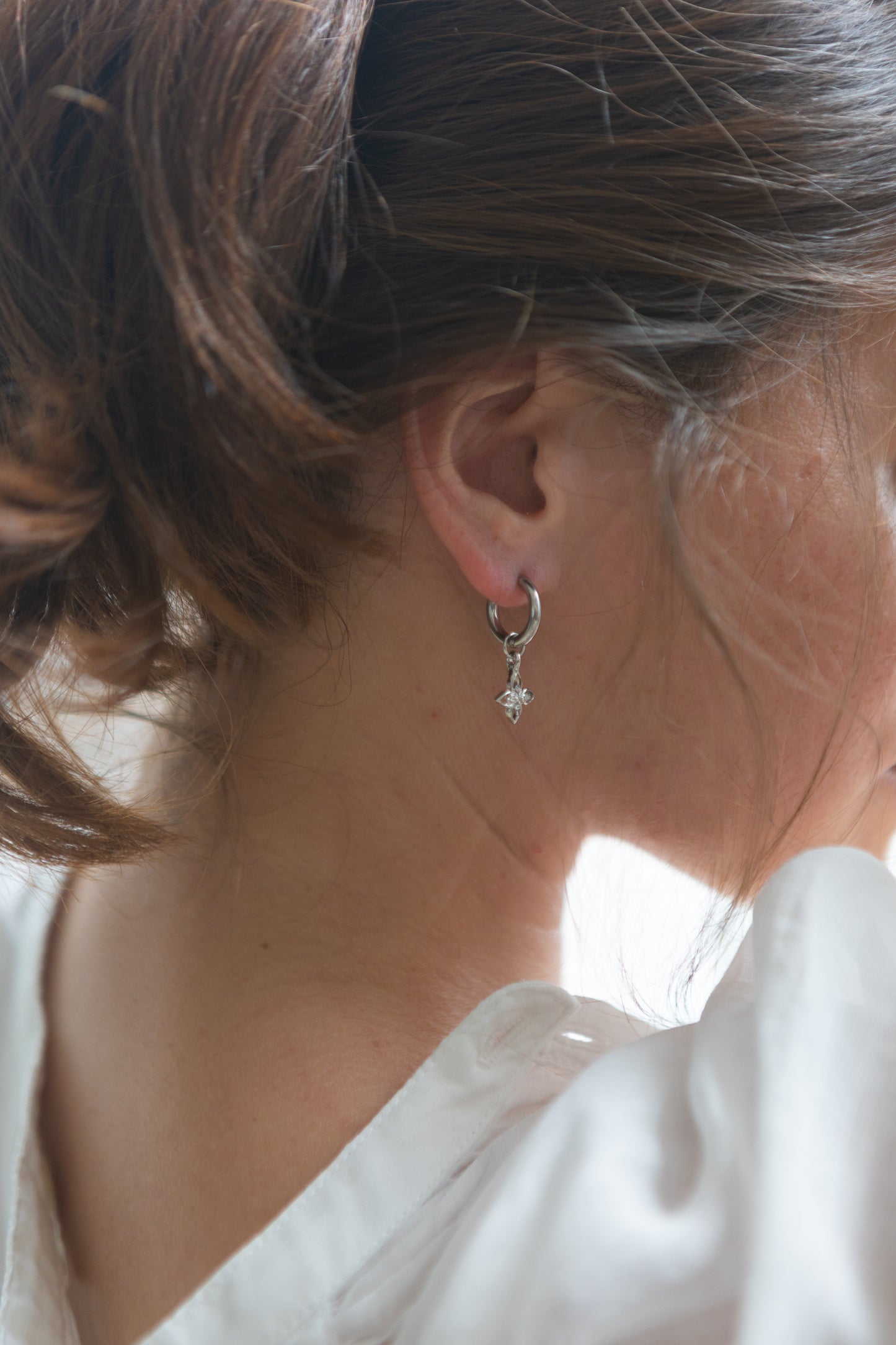 Vienna CZ Flower Huggie - Gold