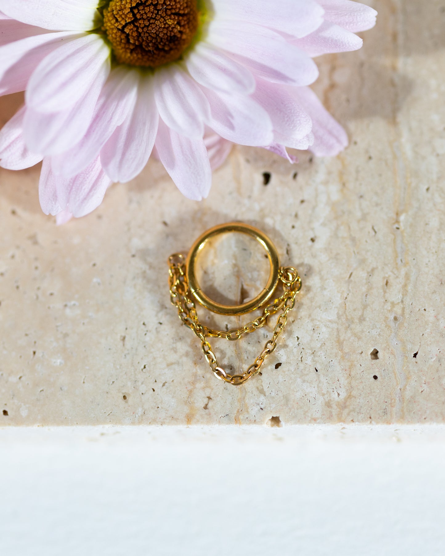 Noor Simple Double Chain Clicker - Gold