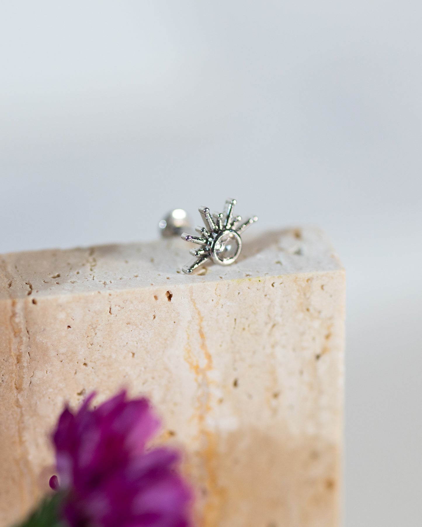 Flair Star rays CZ Stud - Gold